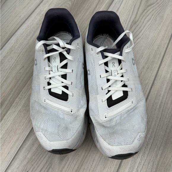 On Cloud Cloudgo Running Shoe in White & Glacier - Picture 4 of 6